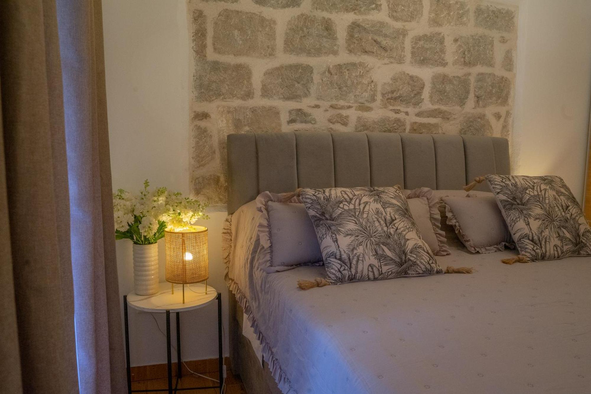 Apartments Bubalova สปลิท ภายนอก รูปภาพ