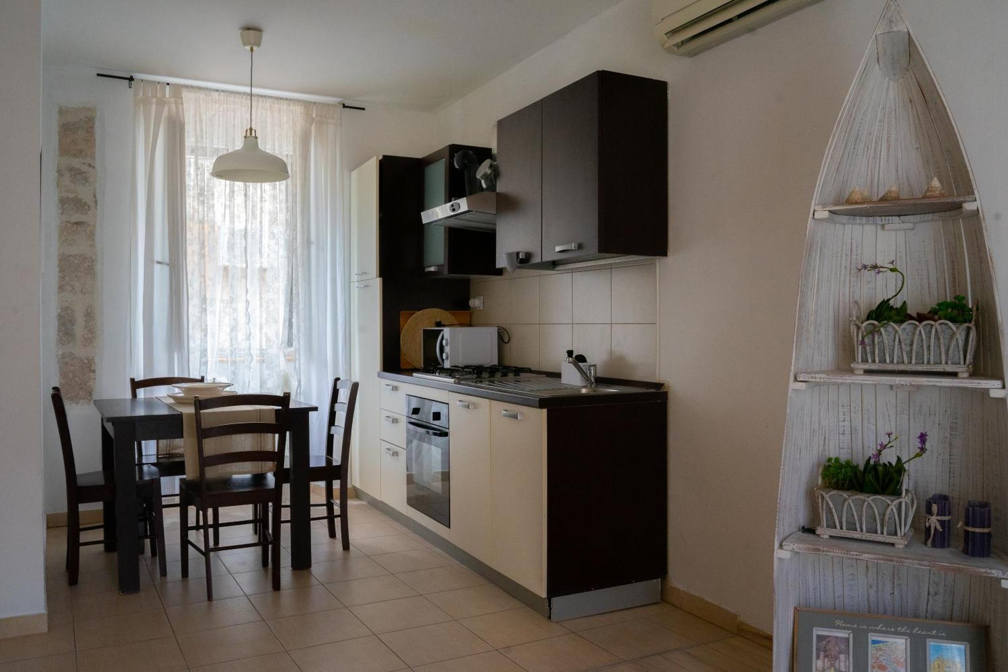 Apartments Bubalova สปลิท ภายนอก รูปภาพ